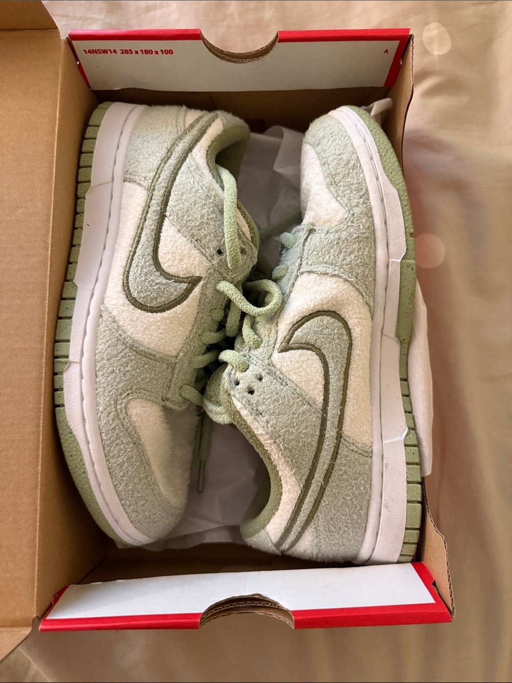 Nike dunk low- green fuzzy
